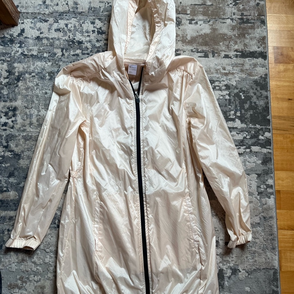 Zella lightweight windbreaker
